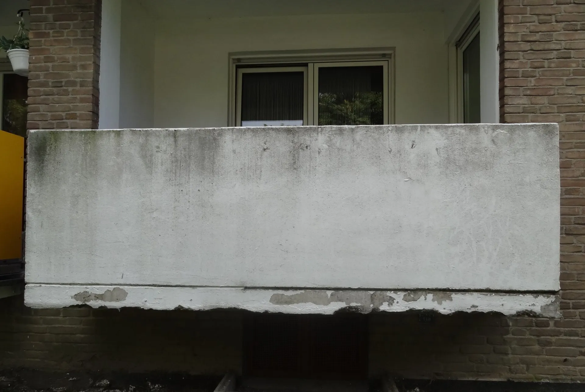 Before Image Alt Text
